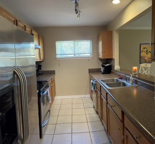 1818 PARAKEET Way – photo 2