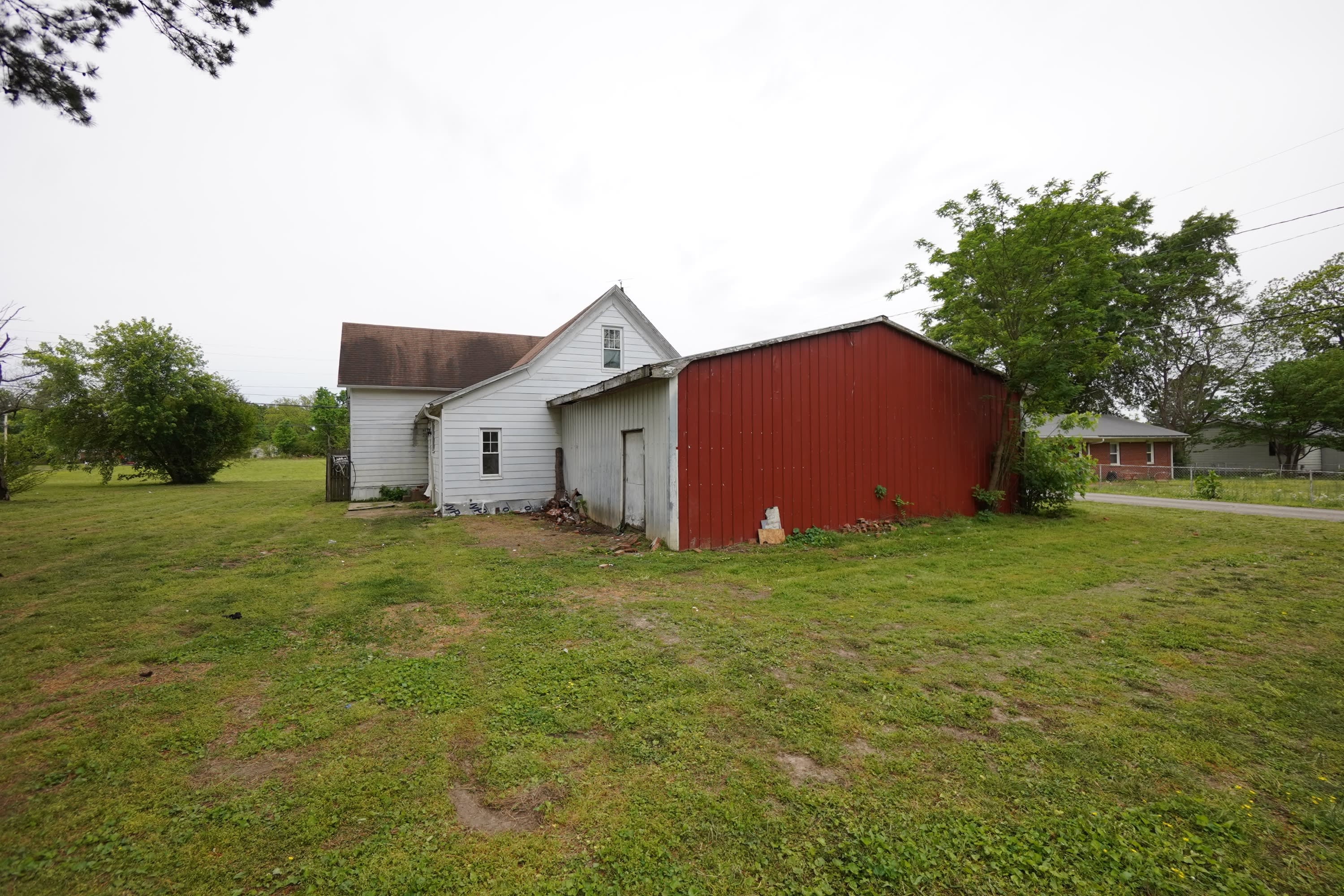 328 w Main St – photo 4
