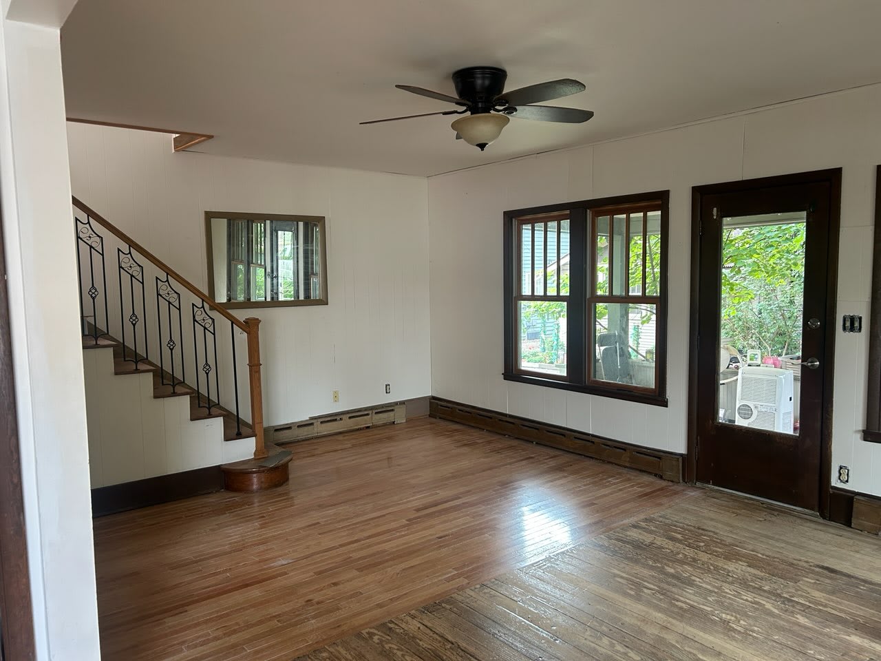 214 Burnham Drive – photo 3