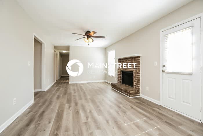 532 Laurel Lane – photo 2