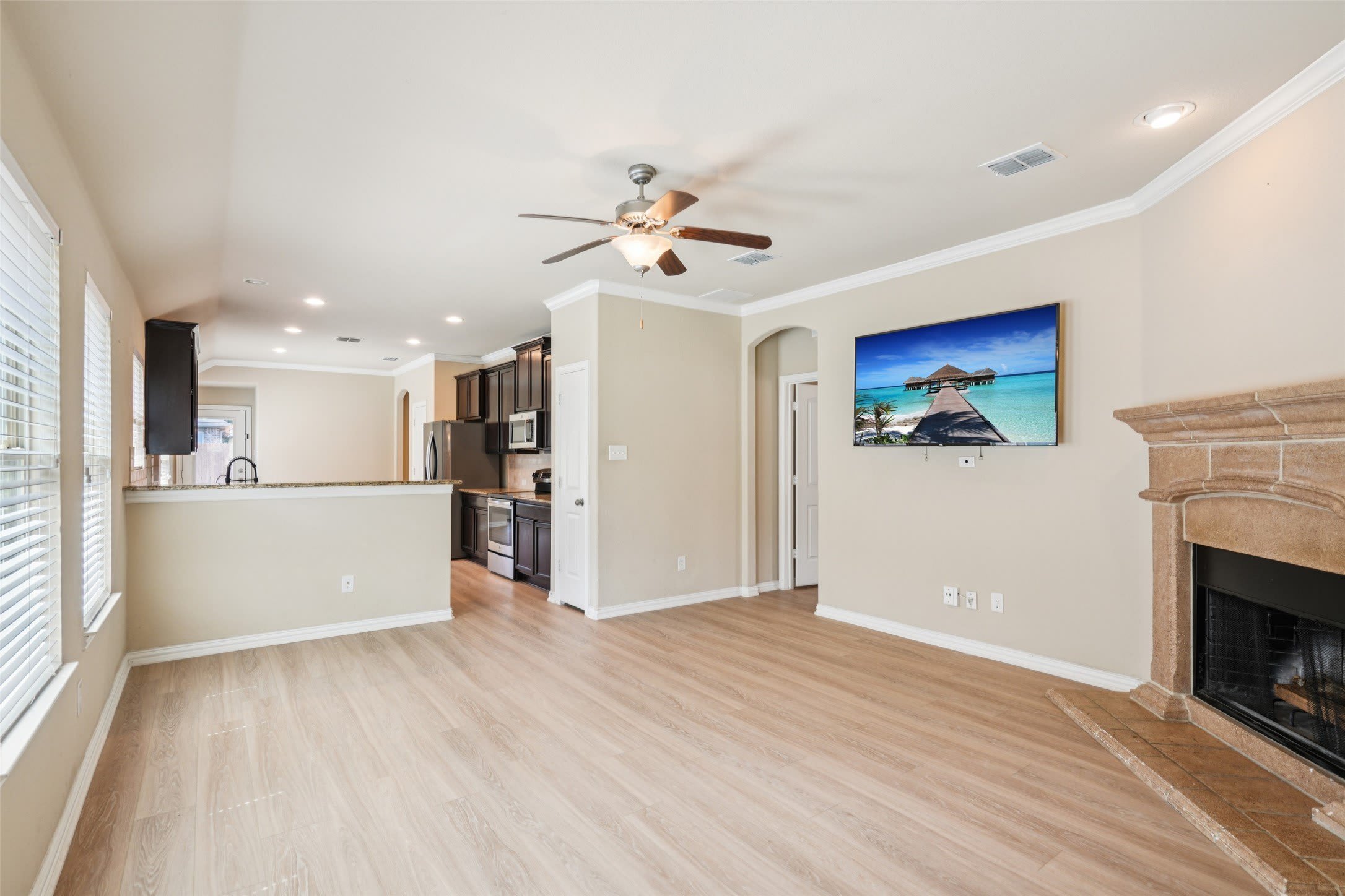 15937 Alvarado Drive – photo 5