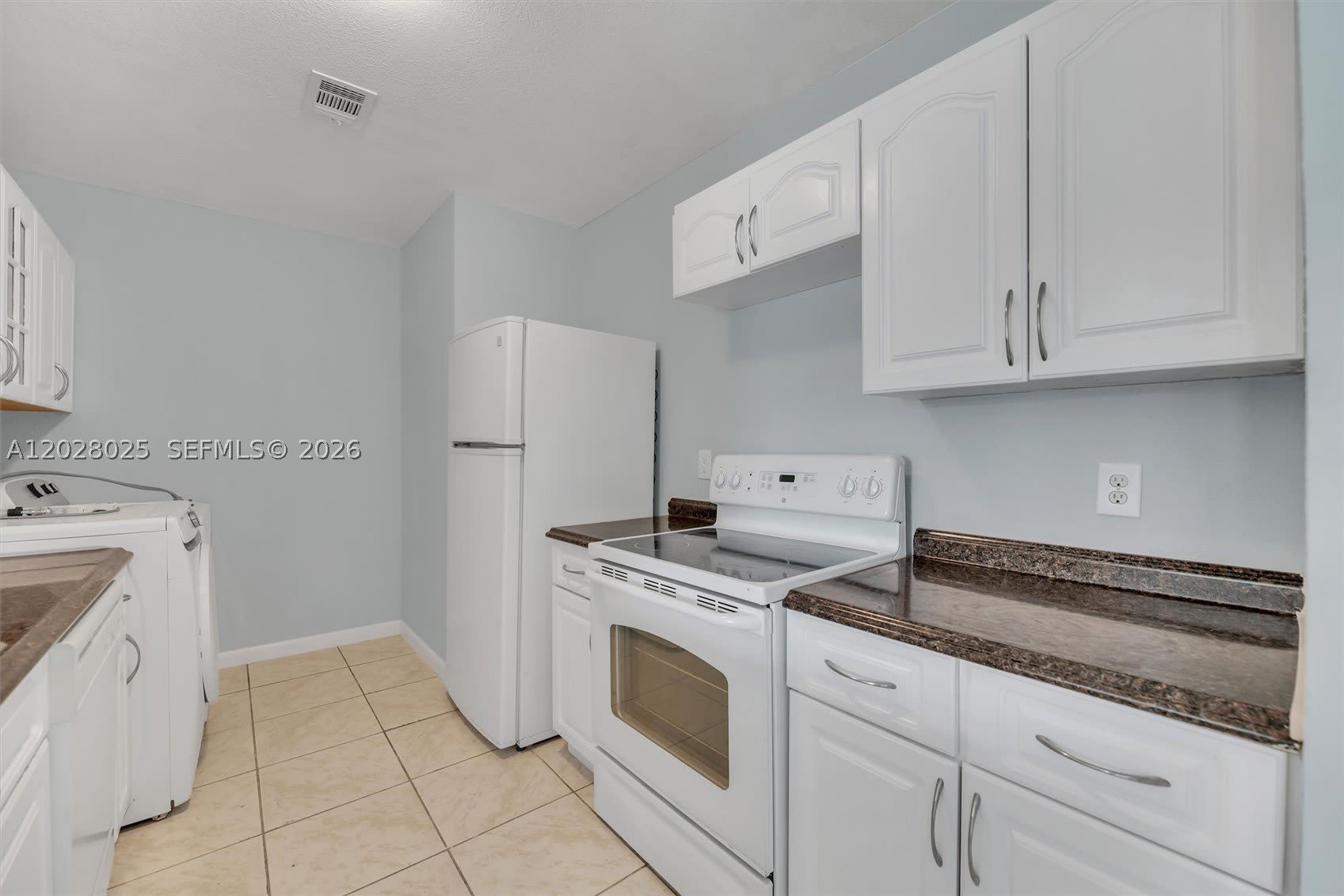 3793 Nw 213Th Ter – photo 1