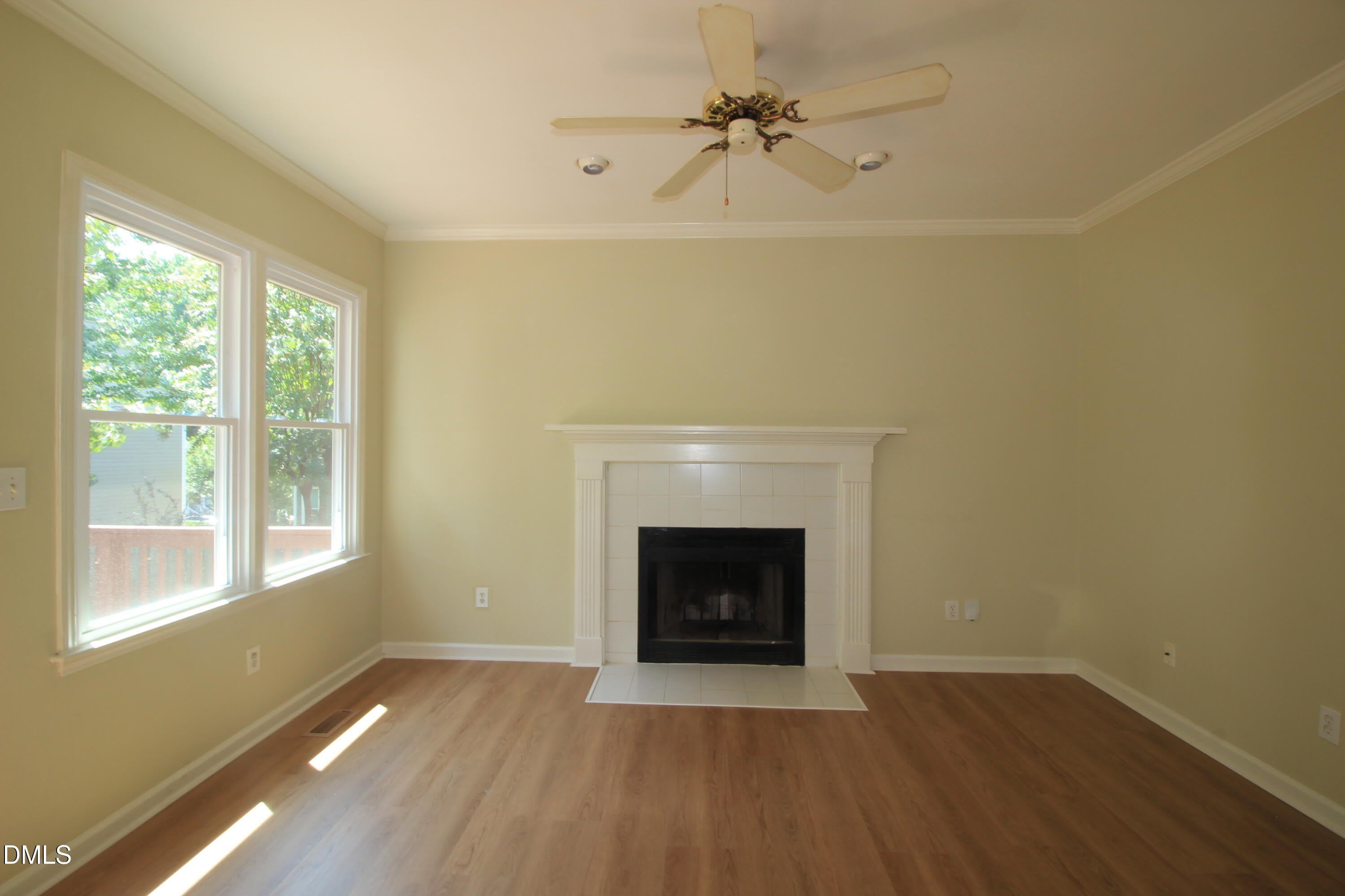 1409 Opal Court – photo 5