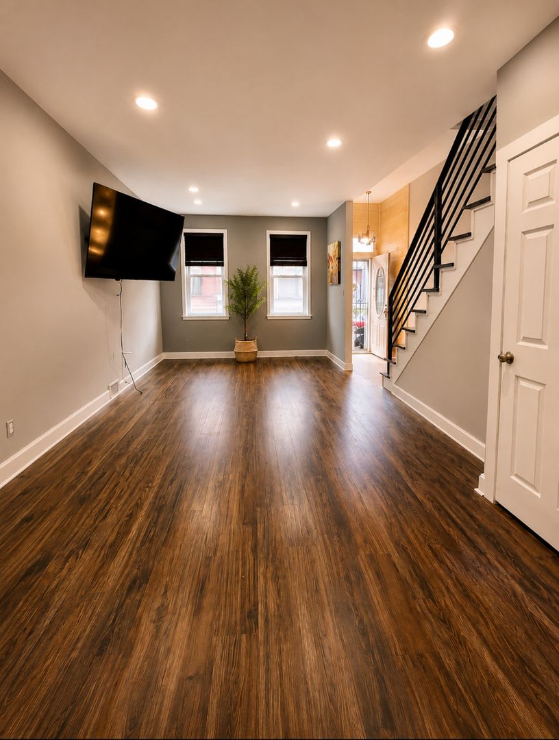 Spacious 3-Bedroom, 1.5-Bath South Philadelphia Townhome with Private Yard and Pets Allowed – photo 3