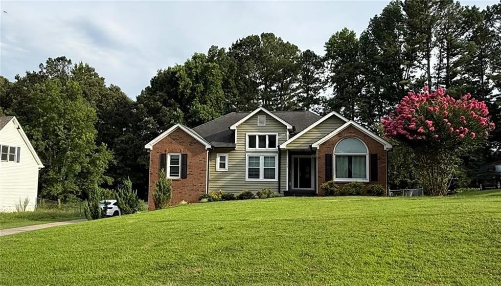 154 Camden Woods Dr – photo 3