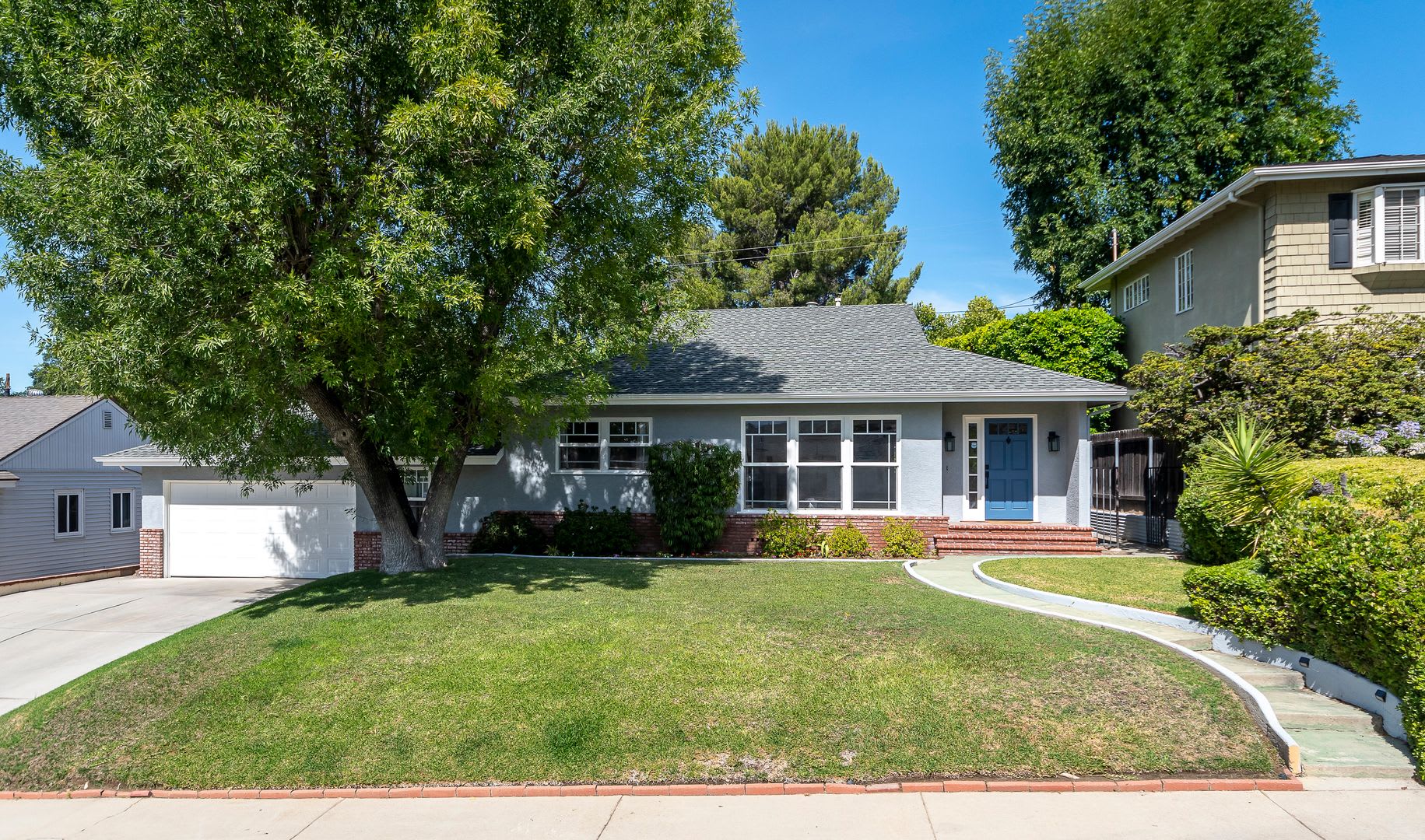 4 Bed / 2 Bath Single Family Home in a Beautiful La Cañada Flintridge Neighborhood – photo 1