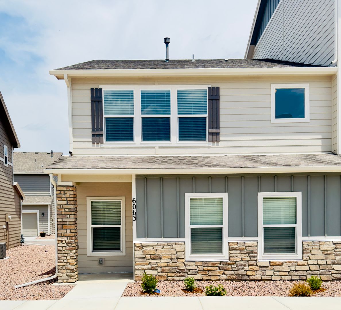 A Gem Home with Open Floor Plan & Prime Location Awaits For You! – photo 2