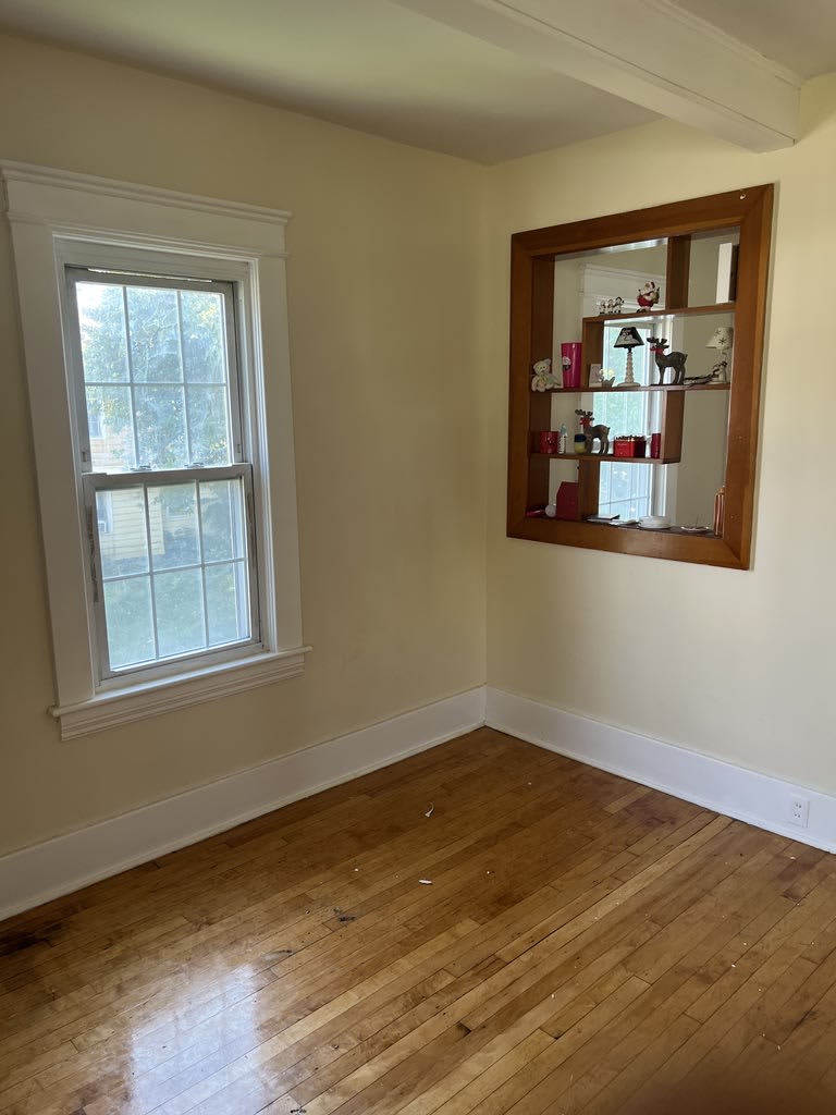535 Richmond Ave – photo 2