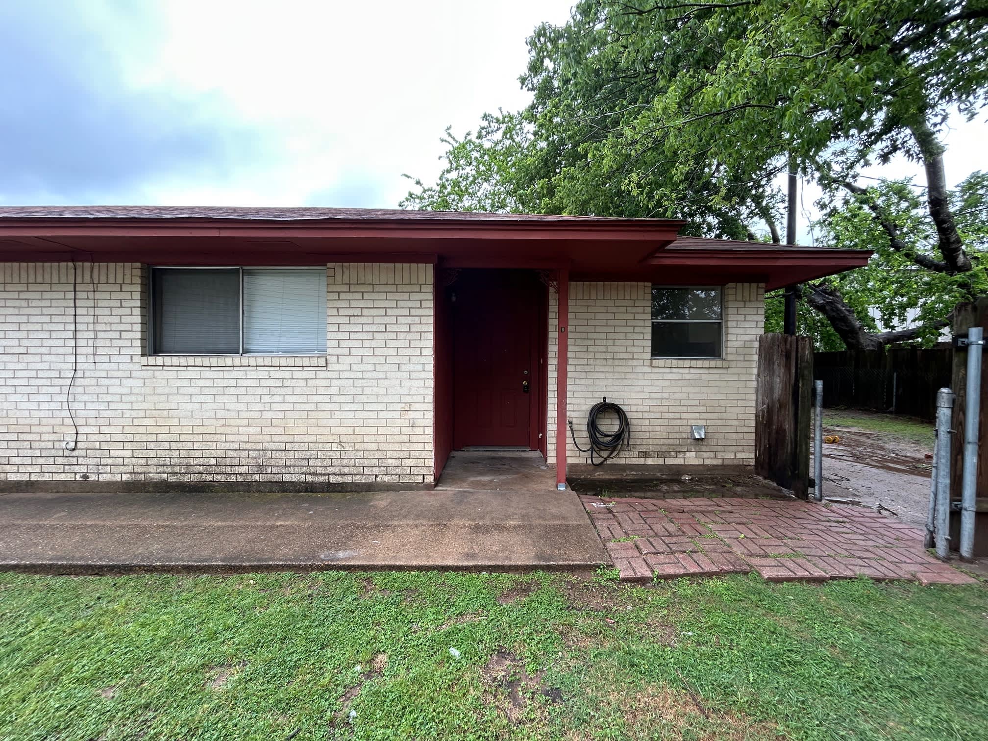 1913 Pine Tree Drive – photo 2