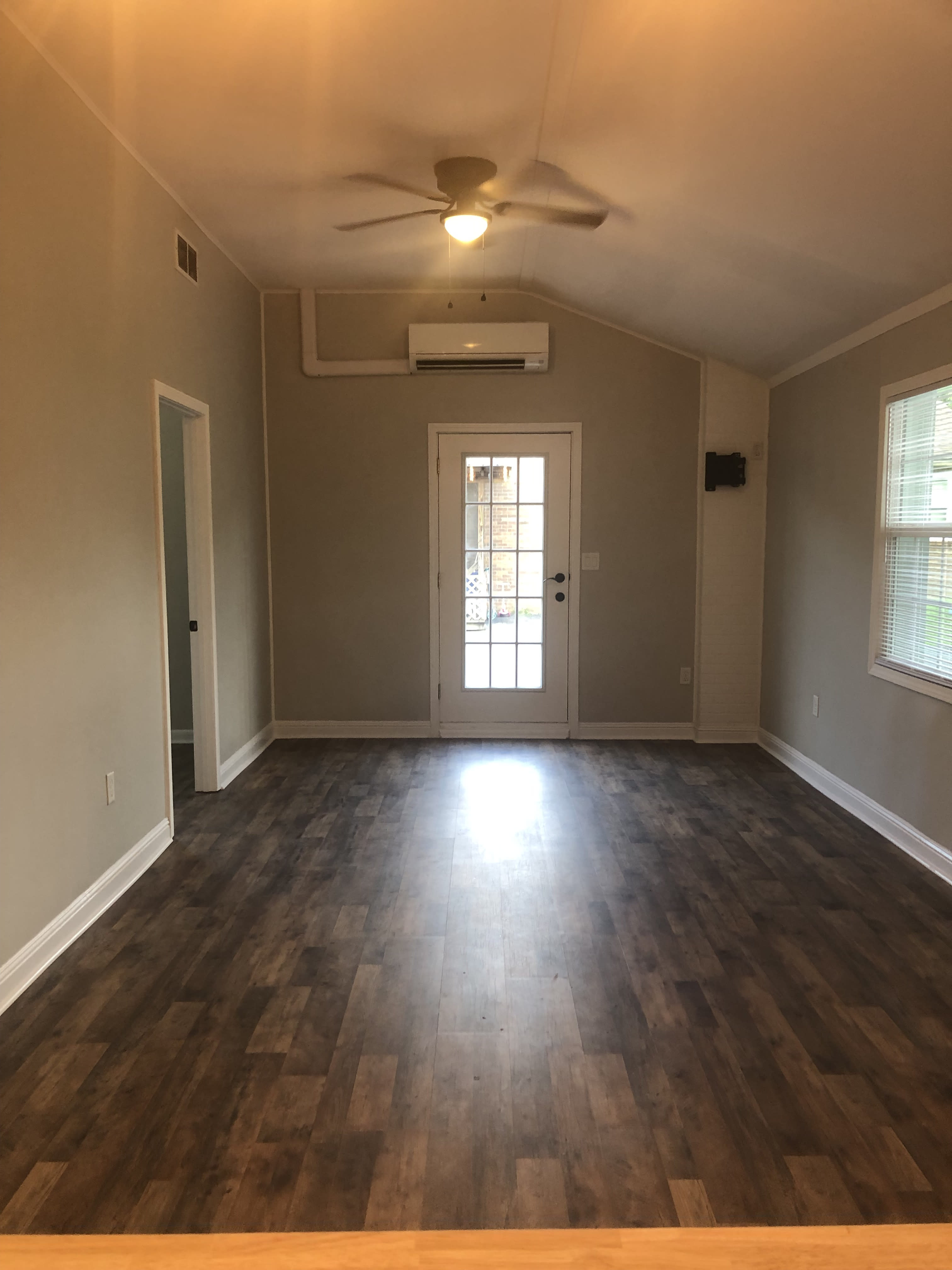 415 Page Rd – photo 3
