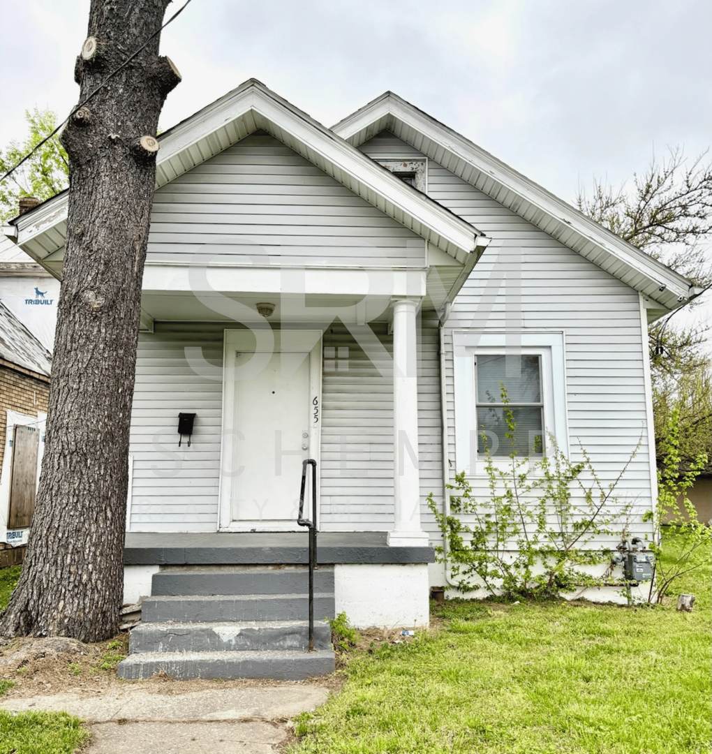 Updated home in West Louisville now available! Section 8 accepted – photo 1