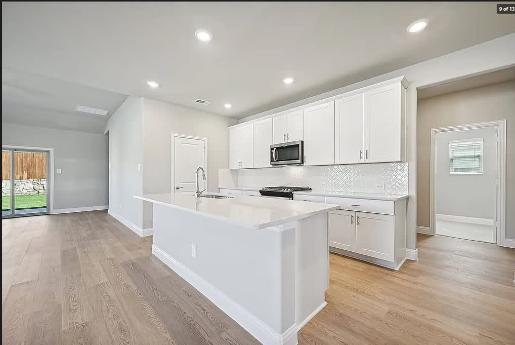6002 Broadacre Dr – photo 2
