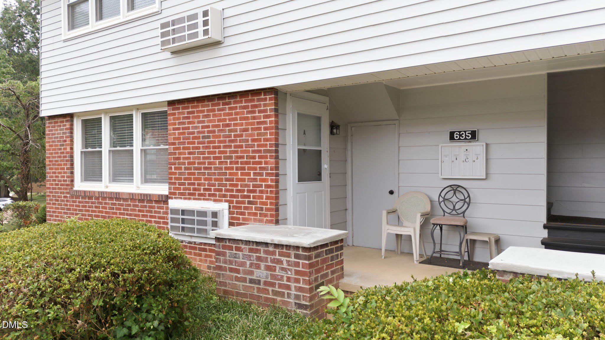 635 Daniels Street – photo 3