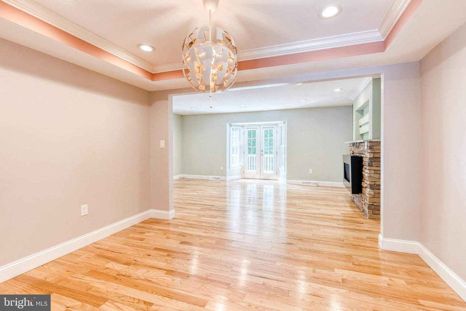 Welcome To This Beautifully Renovated 3 Bedroom 2 Full And 2 Half Bath Home Ideally Located In Crofton S Sought After Triangle – photo 5