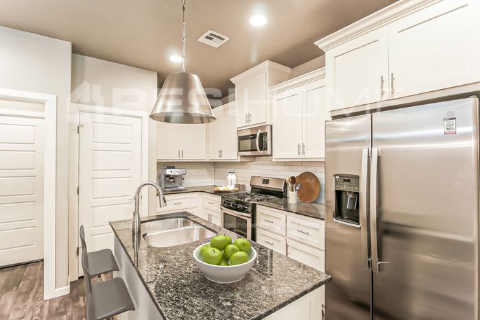 421 Windhill Ave – photo 2