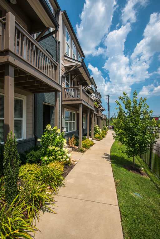 3BR/3.5BA is Right Size, Right Price, and Right Nice at 8th & Wedgewood!!! – photo 3