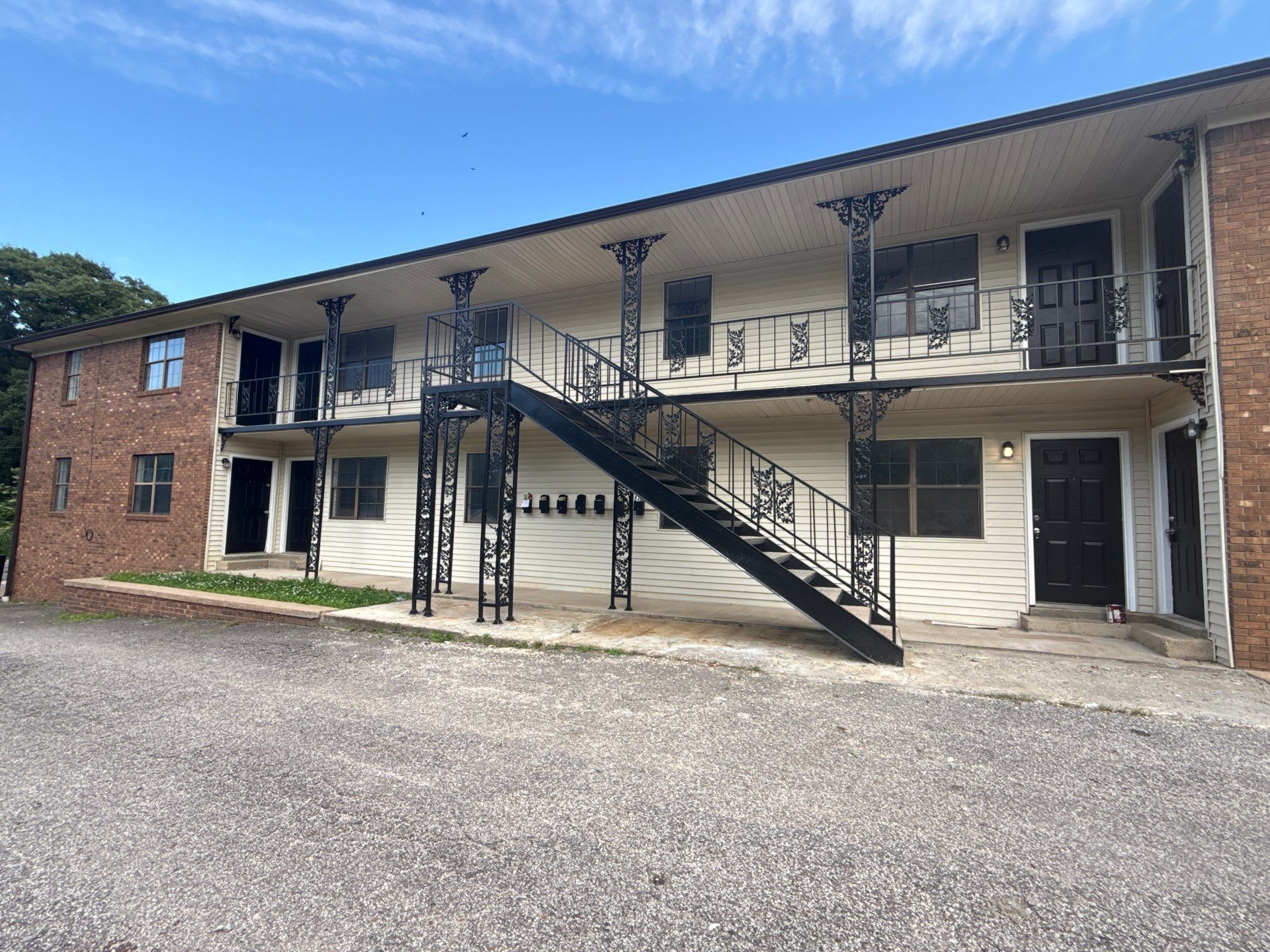 207 Highland Street Apt 8 – photo 1
