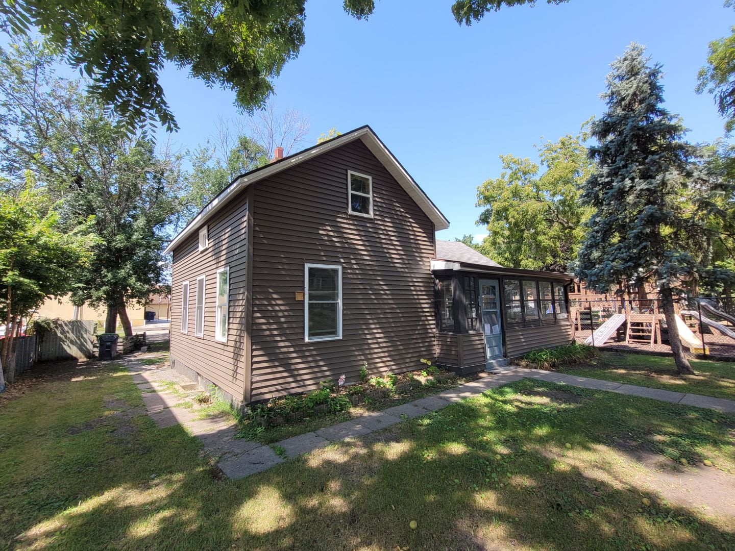 Updated North Side Home – photo 2