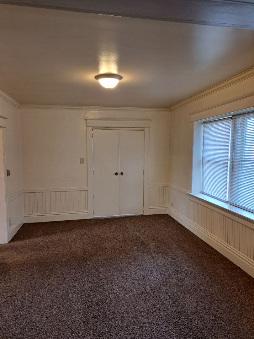 3 BR House Near North Side High School – photo 3