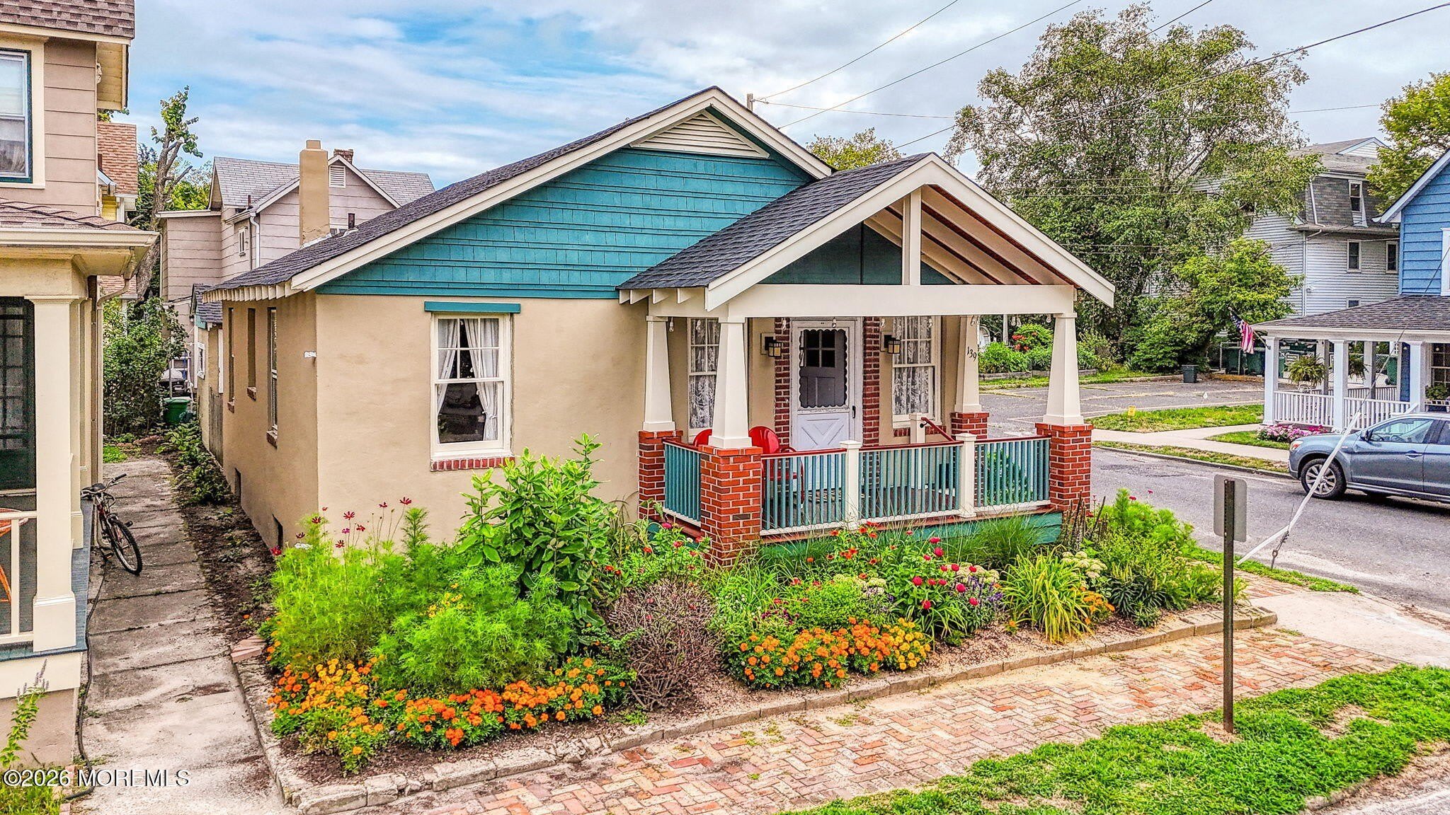139 Webb Avenue – photo 1