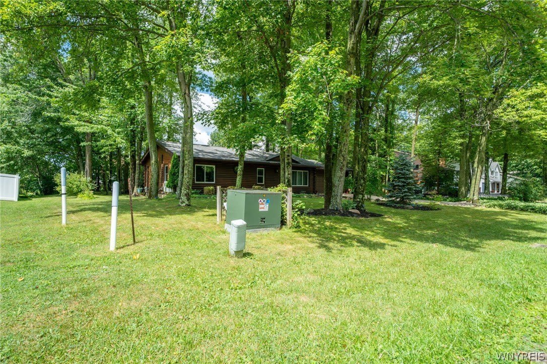 8376 Cobblestone Court – photo 4