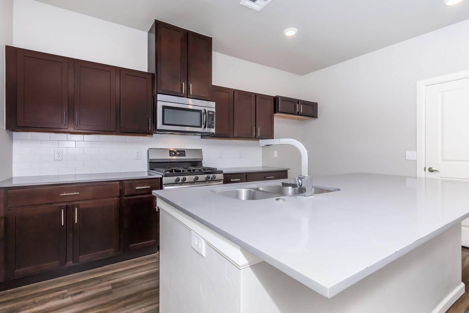 7912 NW 134th st – photo 3