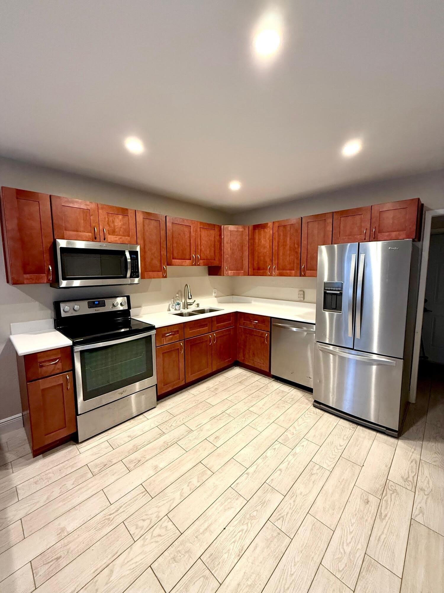 1529 Nw 4Th Avenue – photo 4