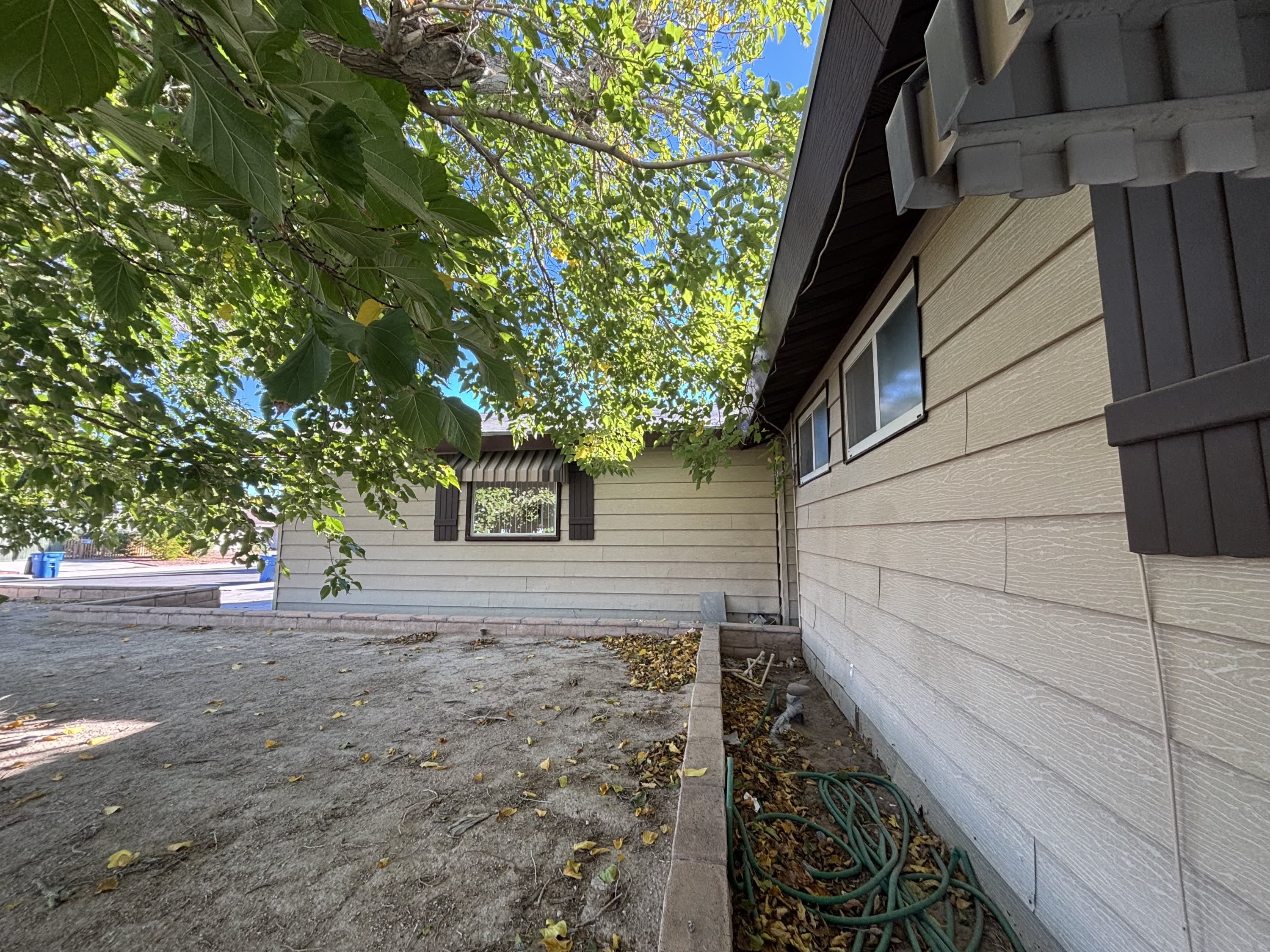 5813 Iris Avenue – photo 2