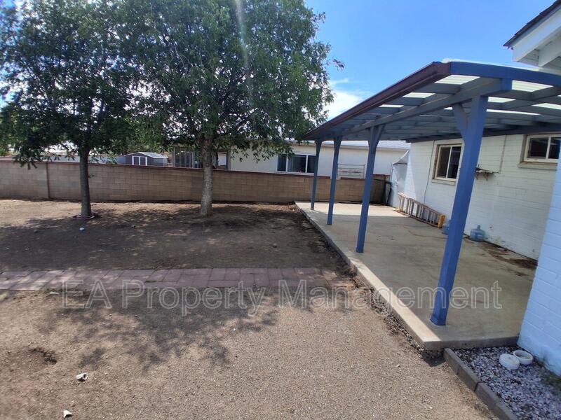 8910 Fairbanks Rd NE – photo 2