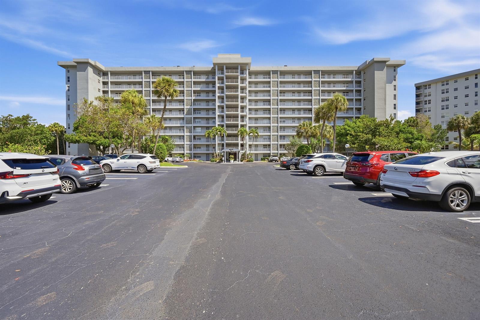 4015 West Palm Aire Drive – photo 1