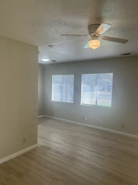 933 Kenwood Avenue 1 – photo 5
