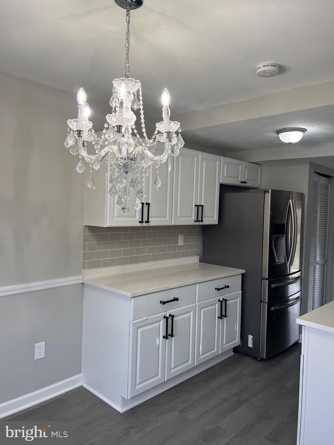 406 ESSEXWOOD Court – photo 5