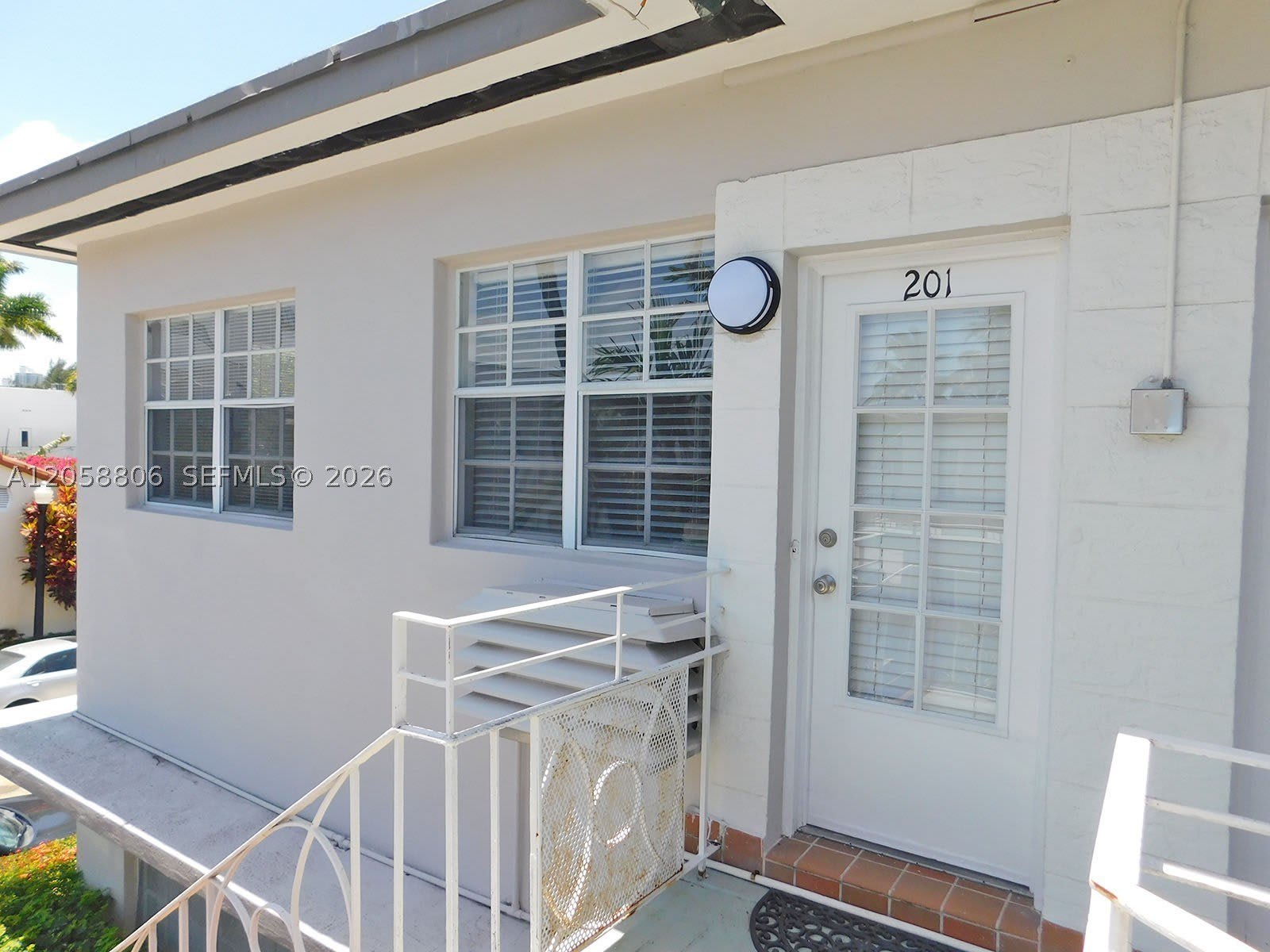 717 Espanola Way – photo 5
