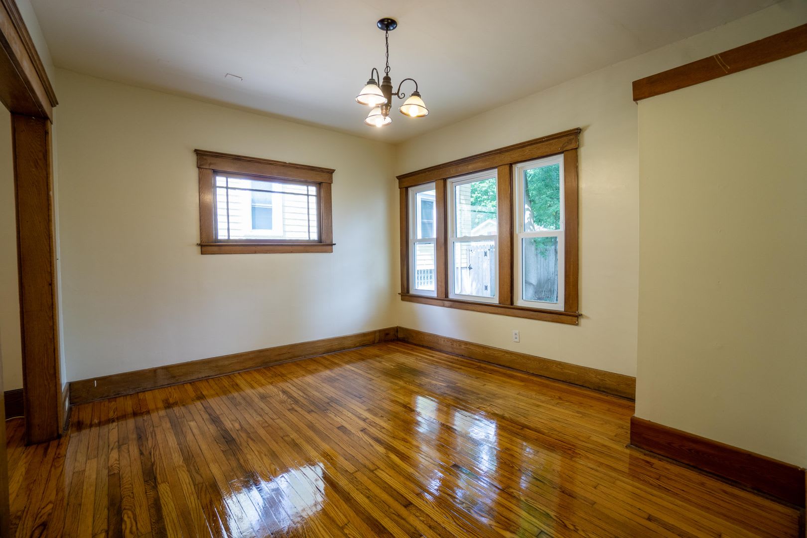 225 Lennox Pl – photo 4