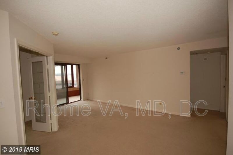 2400 Clarendon Blvd – photo 3