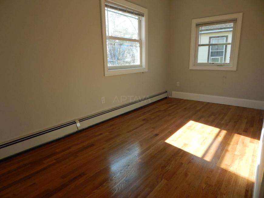 50 Springfield St. – photo 2