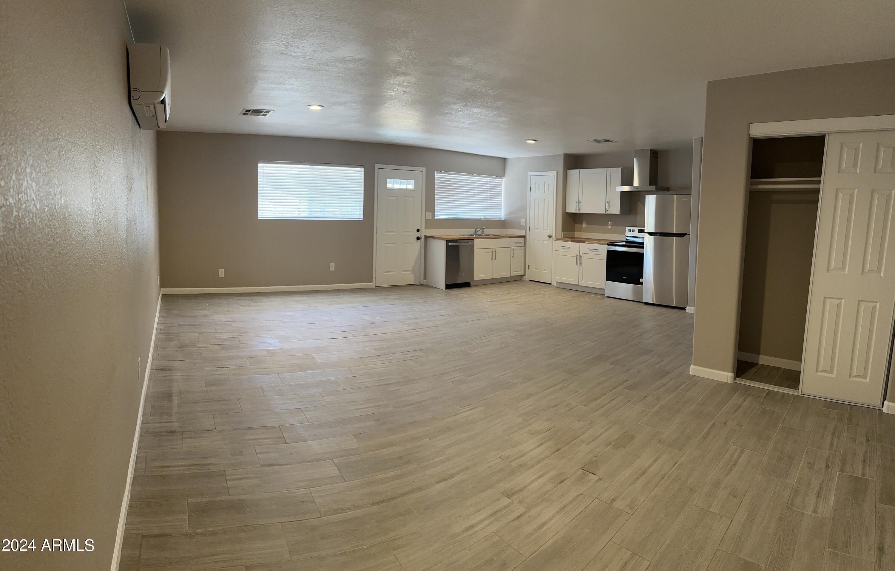 35211 N 49TH – photo 5