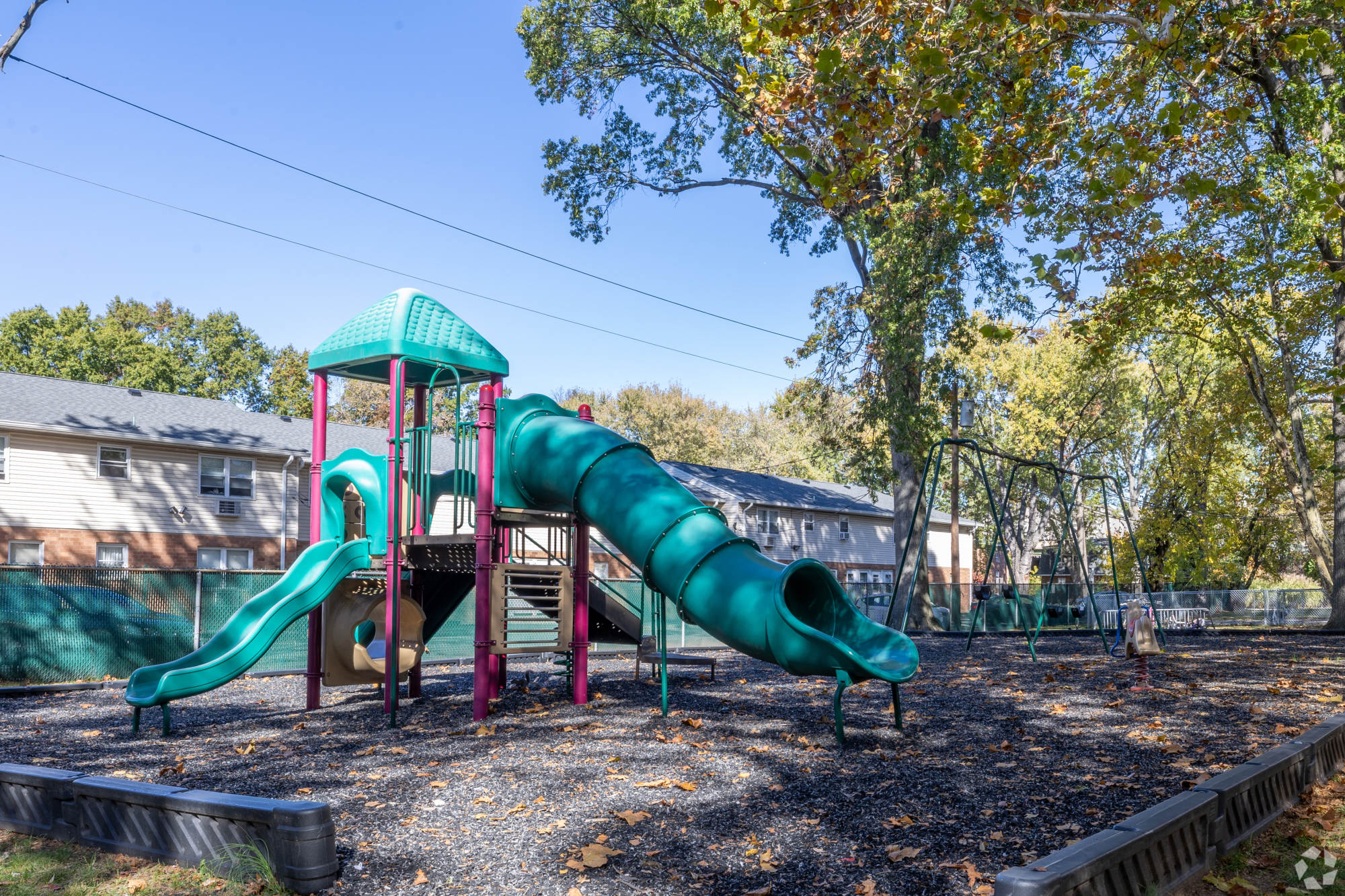 Lakeview Apartments – photo 3