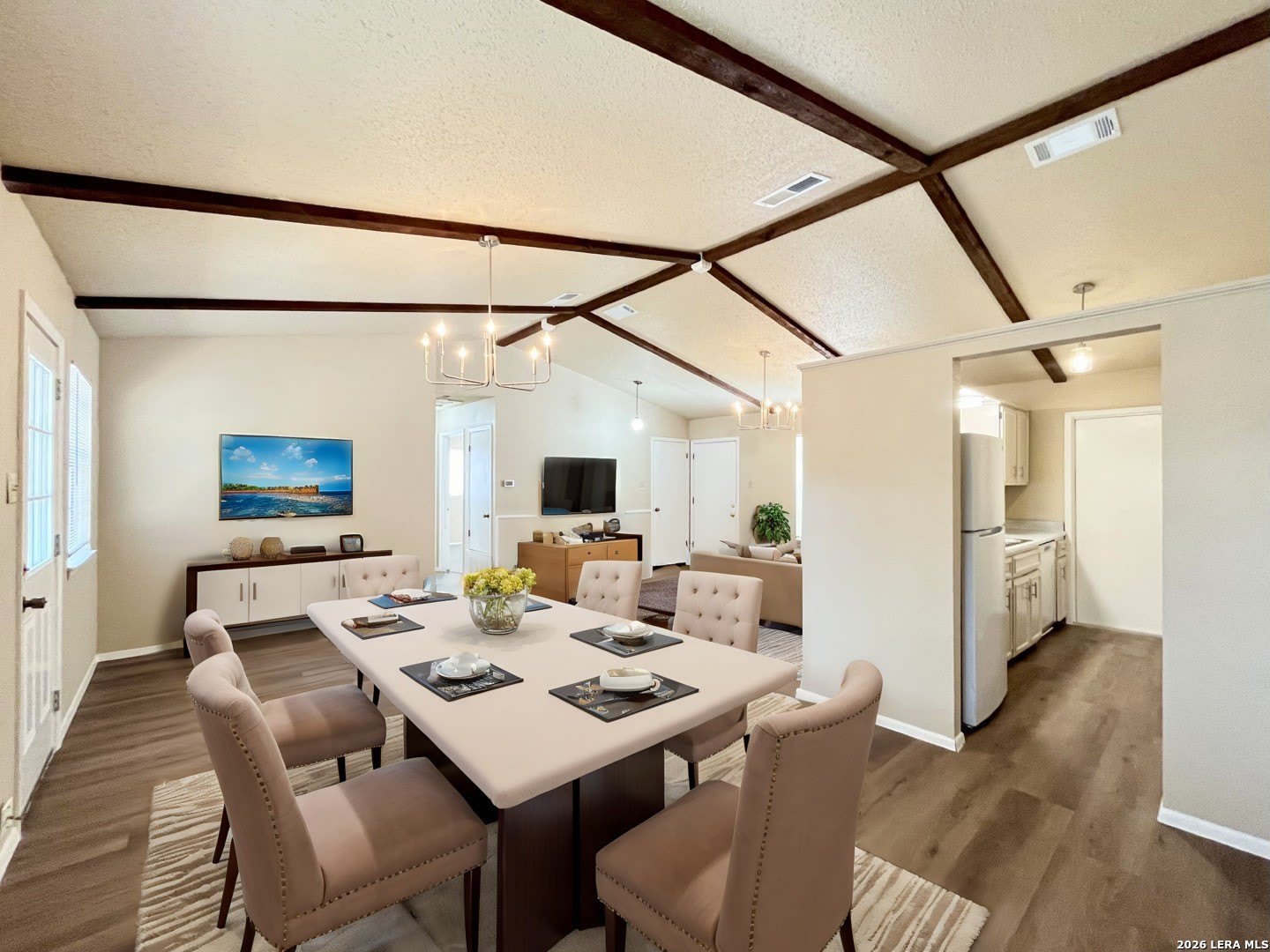 8211 Creekline Dr – photo 4
