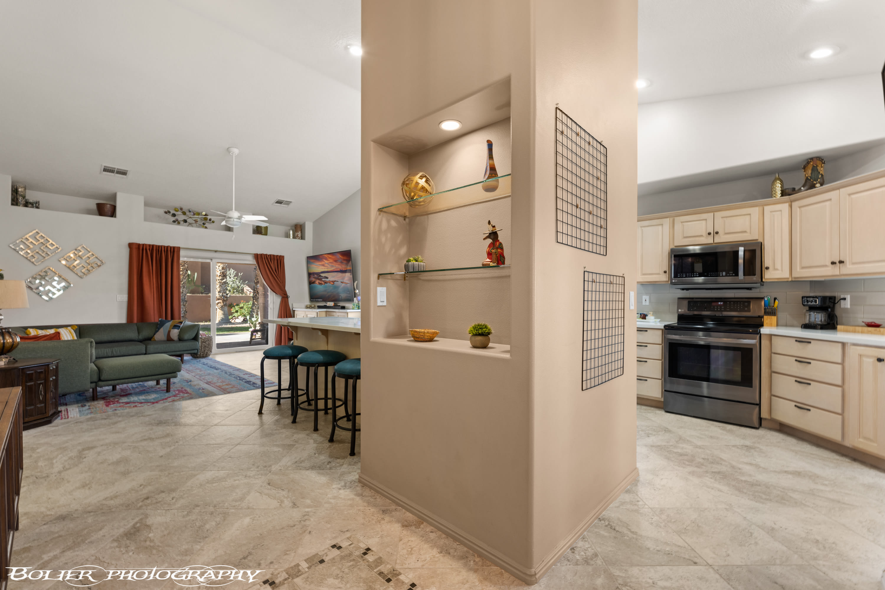 887 Ironwood Drive – photo 3