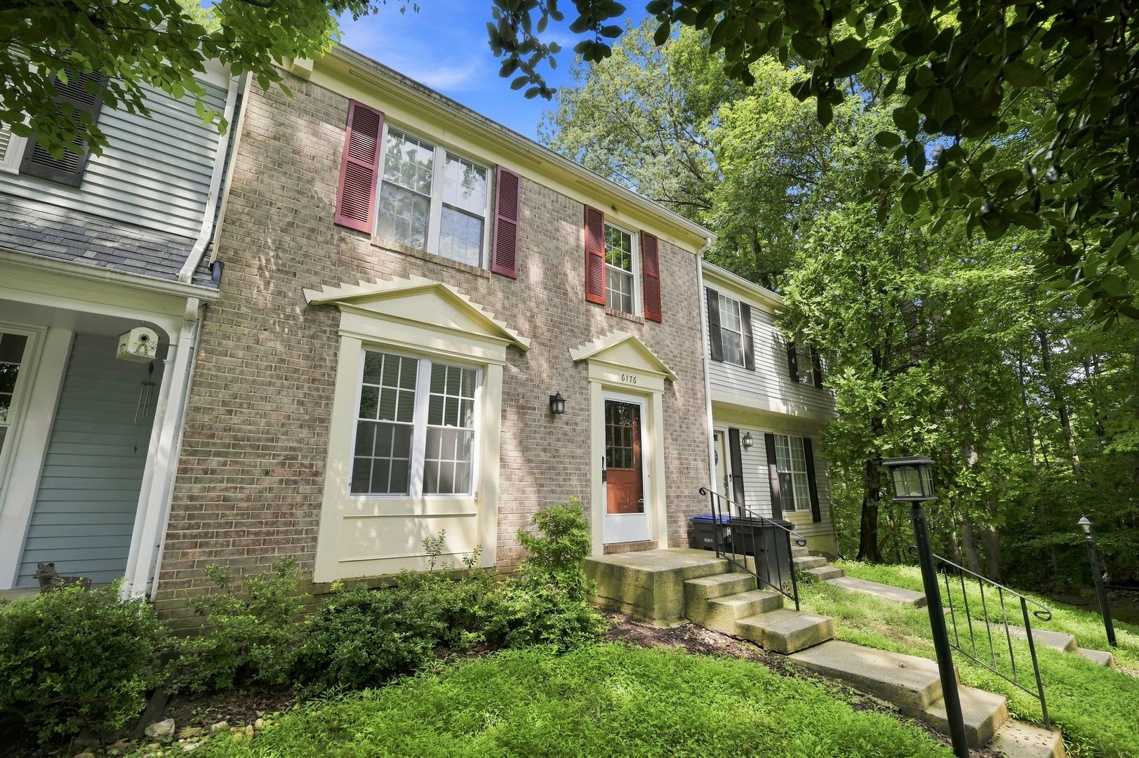 4Br Burke Centre Townhome 3 Finished Levels Rent As Low As 3 400 With Long Term Lease – photo 3