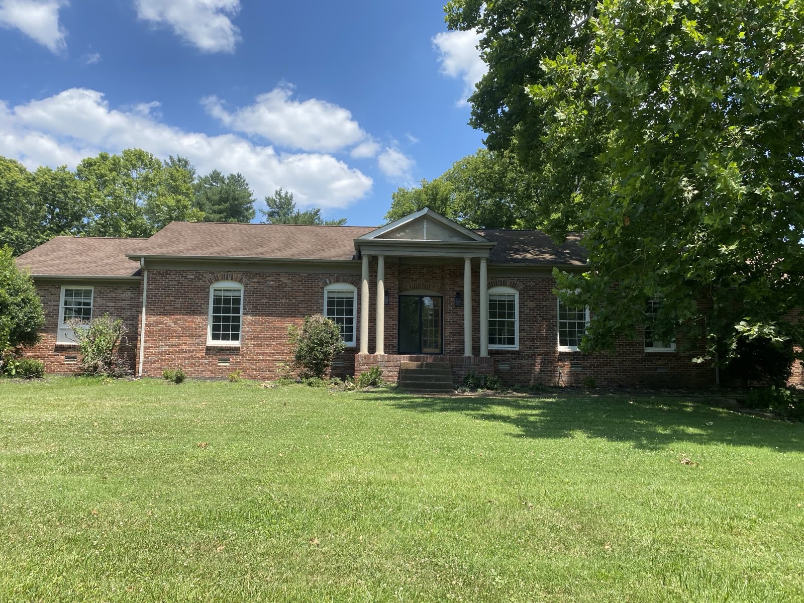 6328 Laurelwood Dr – photo 1