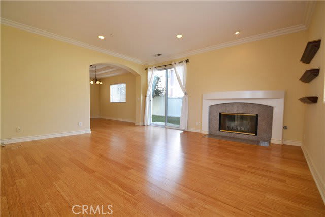 2203 Harriman Lane – photo 2