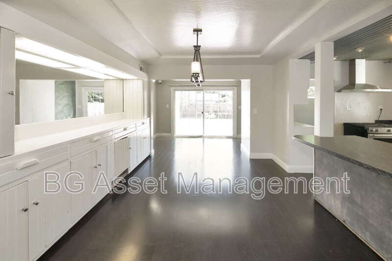 2359 Prune St – photo 1