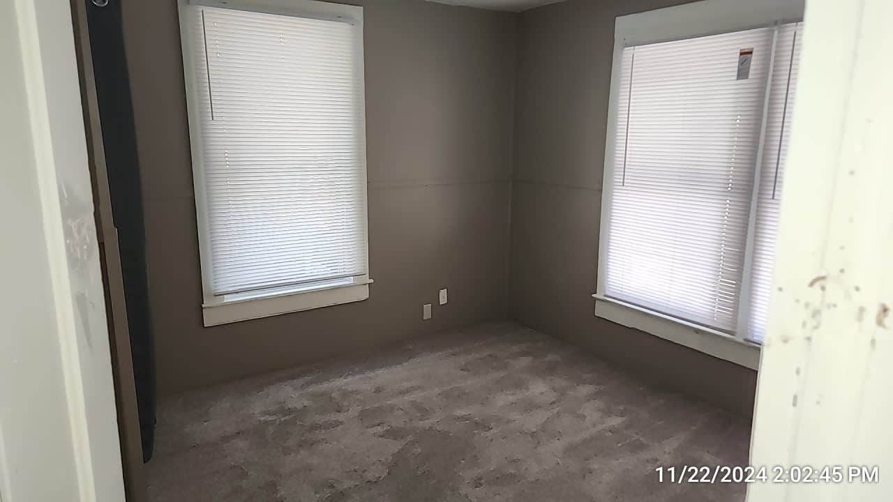 716 Bronson Street – photo 5