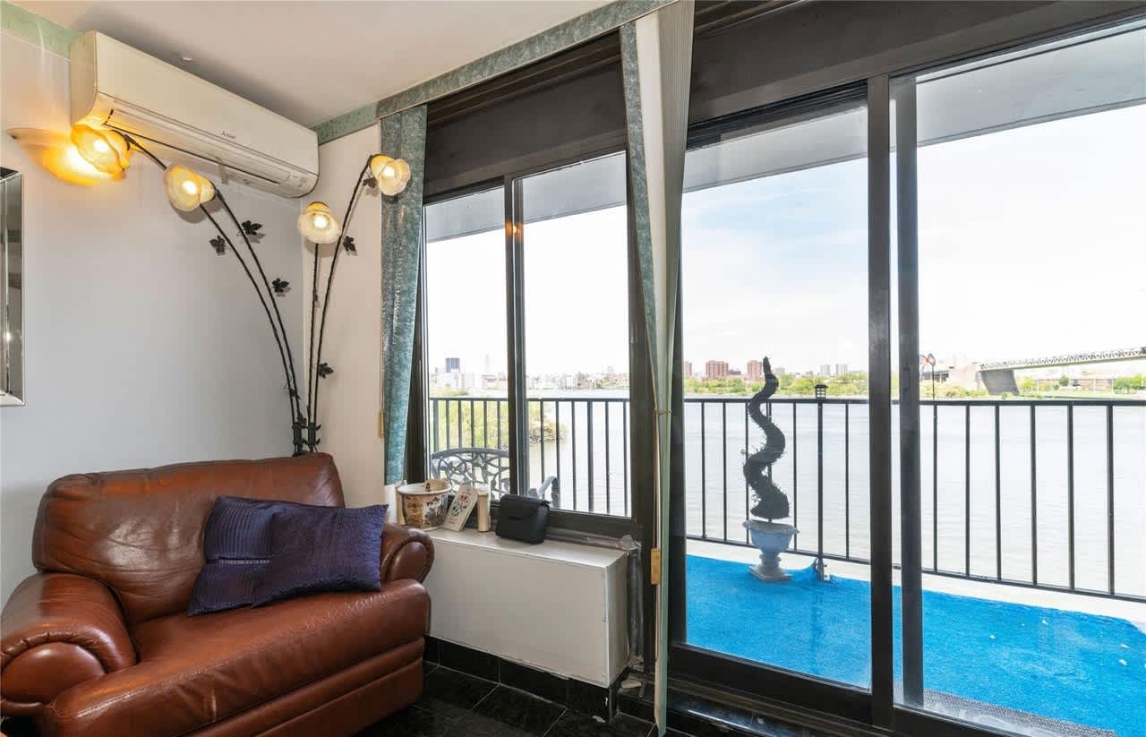 2540 Shore Blvd # SI4112906TG – photo 3