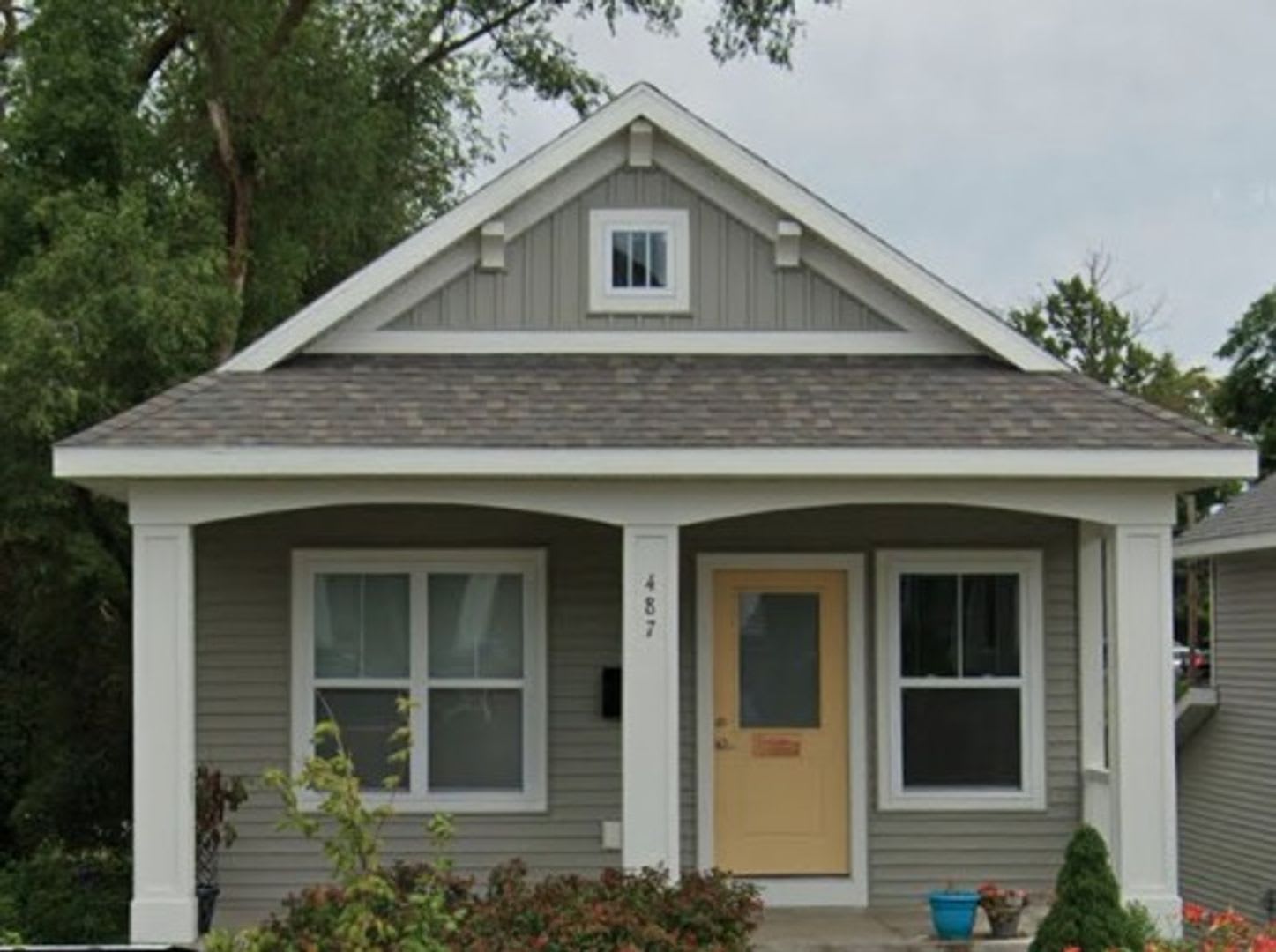 Downtown single-family home – photo 1