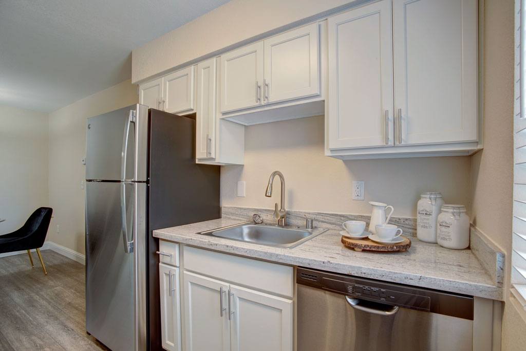 Indigo Apartment Homes – photo 3