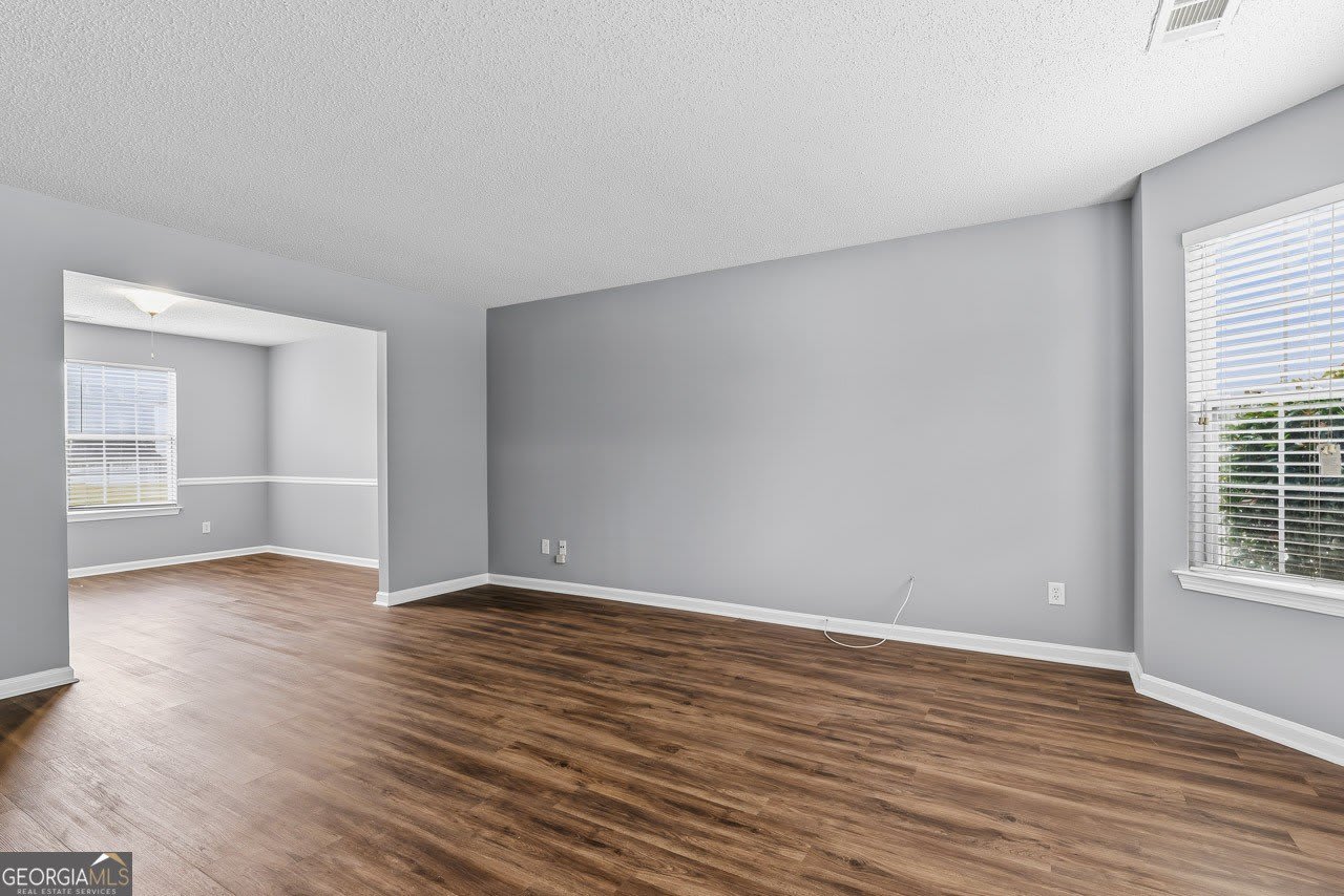 11925 Spring Lake Way – photo 4