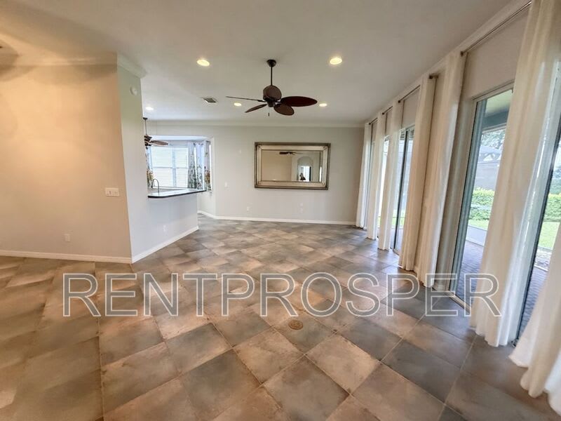 129 Crepe Myrtle Dr – photo 5